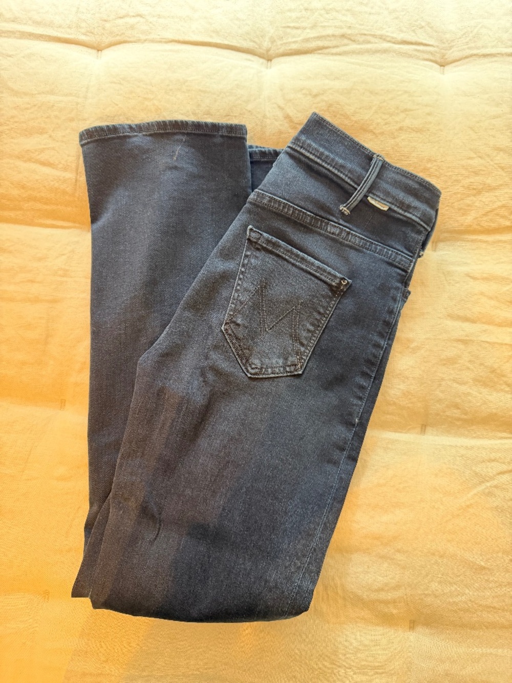 Mother Denim- The Hustler Ankle- Size 25